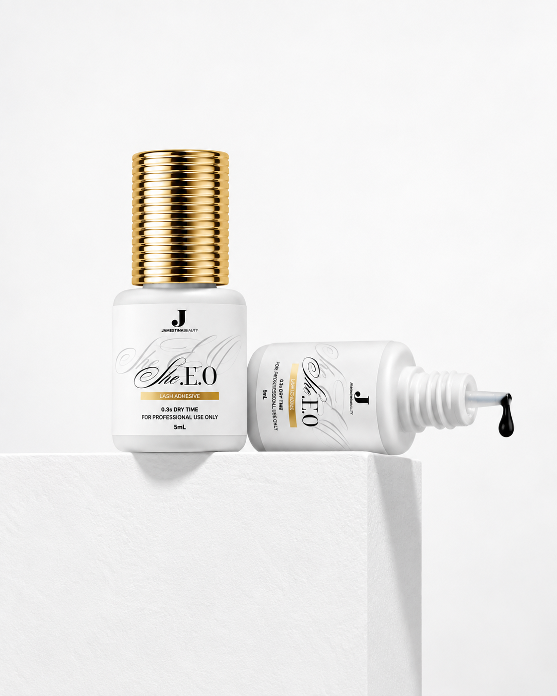 "She.E.O" 0.3s Lash Adhesive