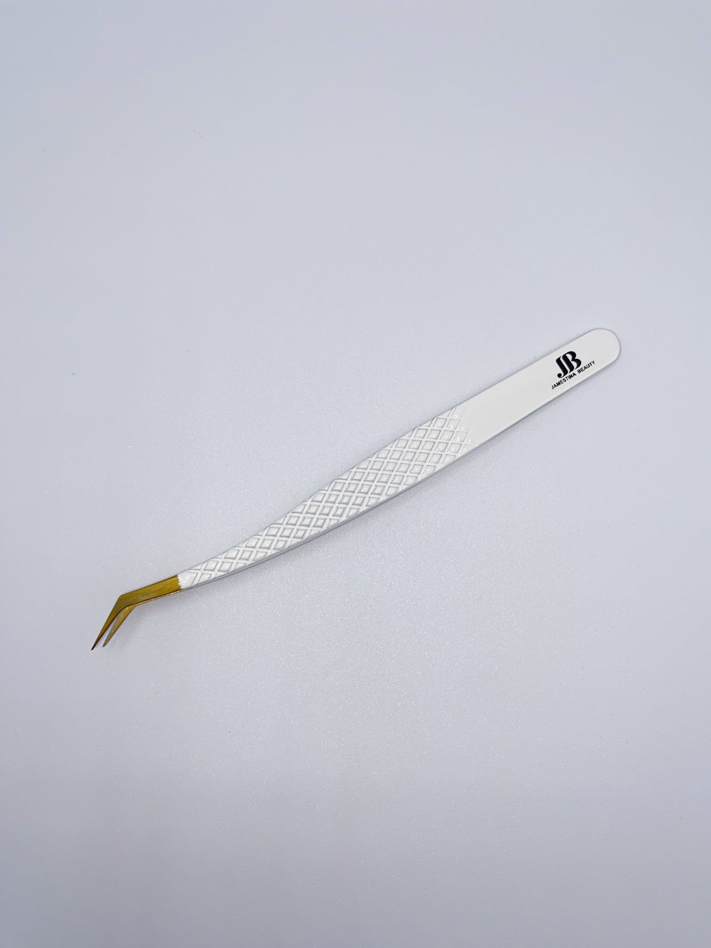 “Get Them Angles!” Lash Tweezers