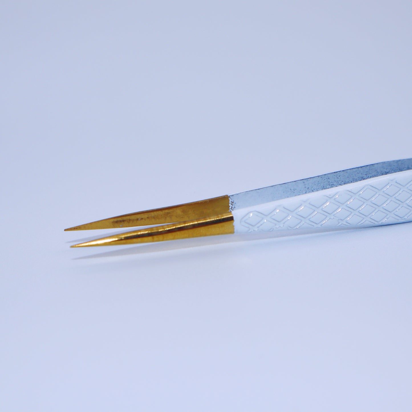 "Straight To The Point!" Isolation Tweezers